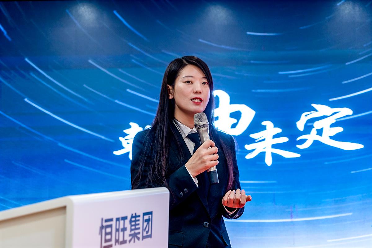 外貿(mào)部總經(jīng)理助理、鉆樁部長劉美紅